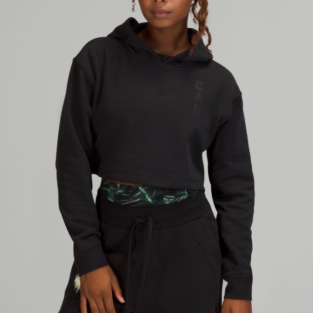 Lululemon Team Canada All Yours Cropped Hoodie NWT Black 10